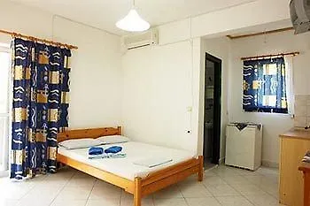 Apartment Studios Castro *